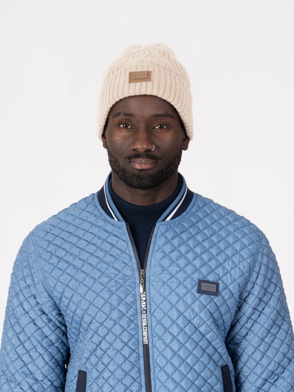 GORRO UMA COR C/TRANÇAS 1